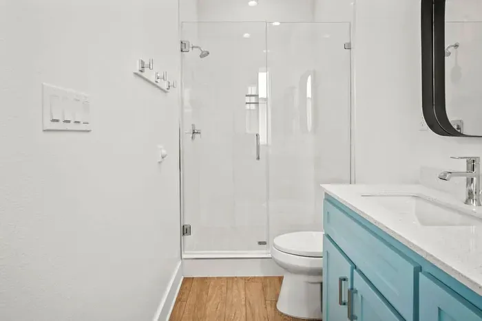 Cover me in Sunshine - image 37 of 54