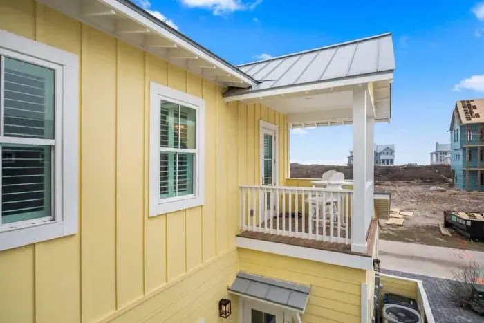 Cover me in Sunshine - image 40 of 54