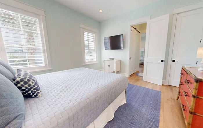 Sea Glass at Sunflower Beach - image 19 of 70