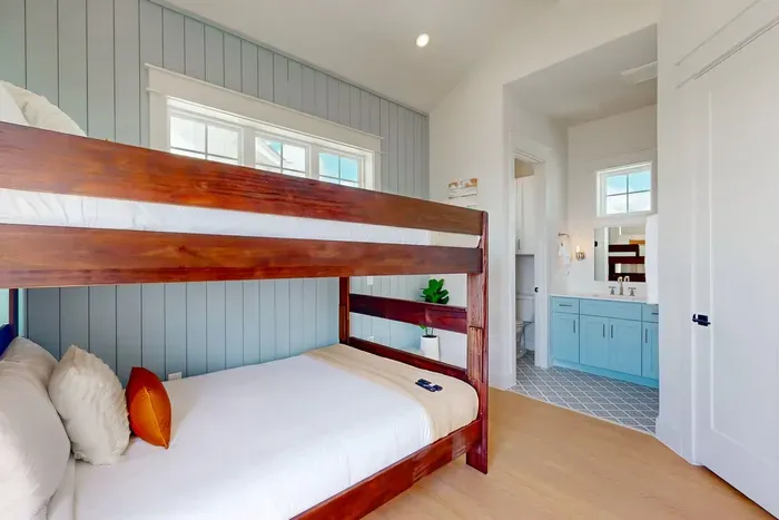 Hero Hideaway at Sunflower Beach Resort - image 23 of 40