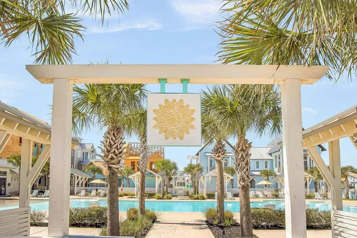 Breaking Waves at Sunflower Beach Resort - image 29 of 39