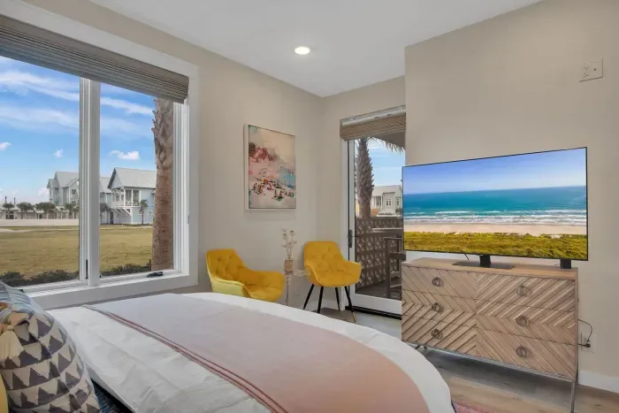 Breaking Waves at Sunflower Beach Resort - image 21 of 39