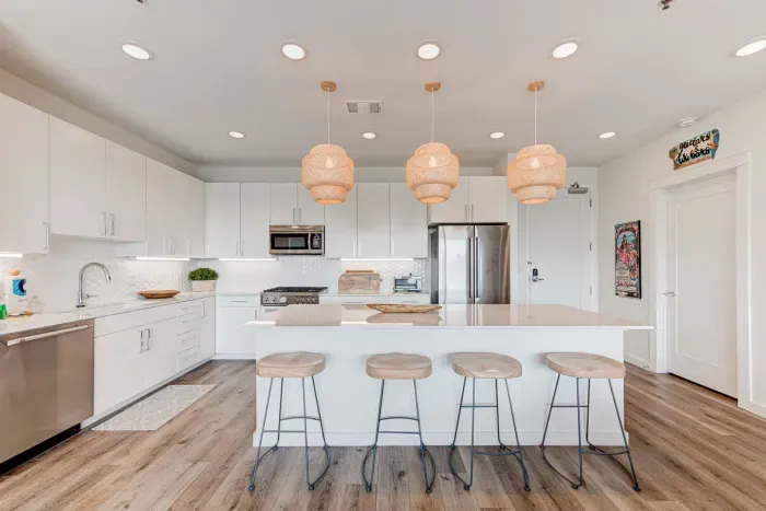Guitars & Tiki Bars at Sunflower Beach Resort - image 8 of 39