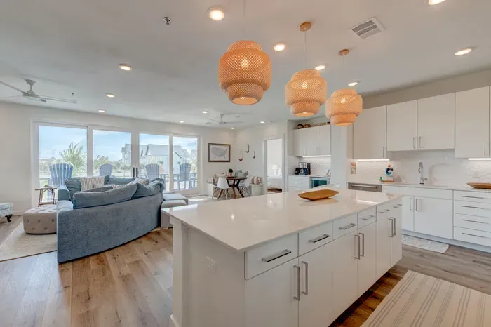 Guitars & Tiki Bars at Sunflower Beach Resort - image 11 of 39