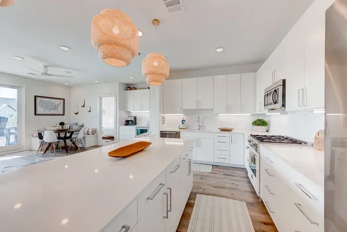 Guitars & Tiki Bars at Sunflower Beach Resort - image 12 of 39