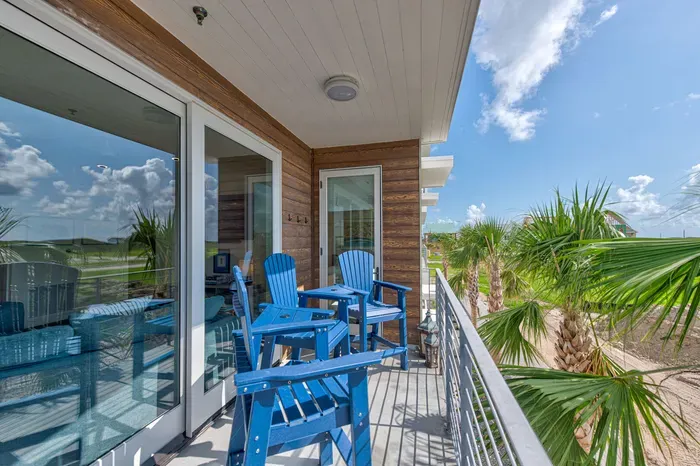 Guitars & Tiki Bars at Sunflower Beach Resort - image 29 of 39