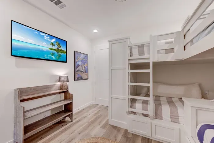 Guitars & Tiki Bars at Sunflower Beach Resort - image 18 of 39