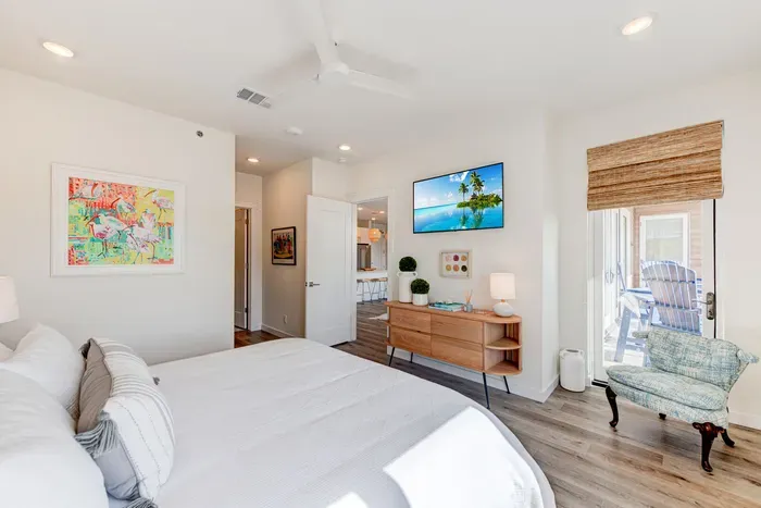 Guitars & Tiki Bars at Sunflower Beach Resort - image 21 of 39