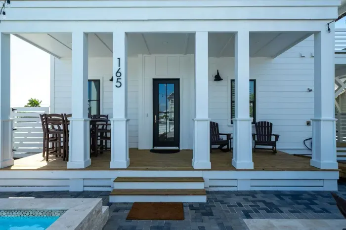 Poolside Holiday House - image 8 of 66