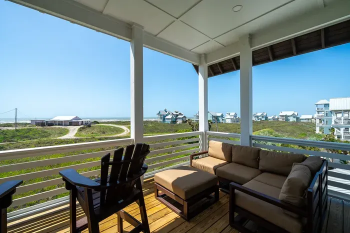 Poolside Holiday House - image 37 of 66