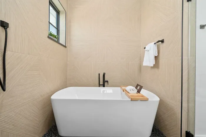 Poolside Holiday House - image 26 of 66