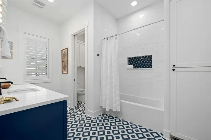 Poolside Holiday House - image 44 of 66