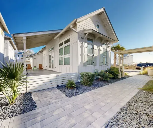 Sunflower Beach Hideaway 11 - image 1 of 37