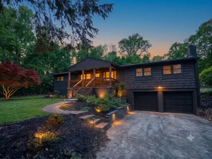 Paris Mtn Retreat: HotTub, Firepit, Dog-Friendly - image 11 of 24
