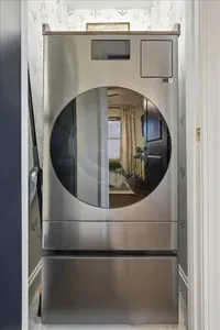 All-in-one washer/dryer