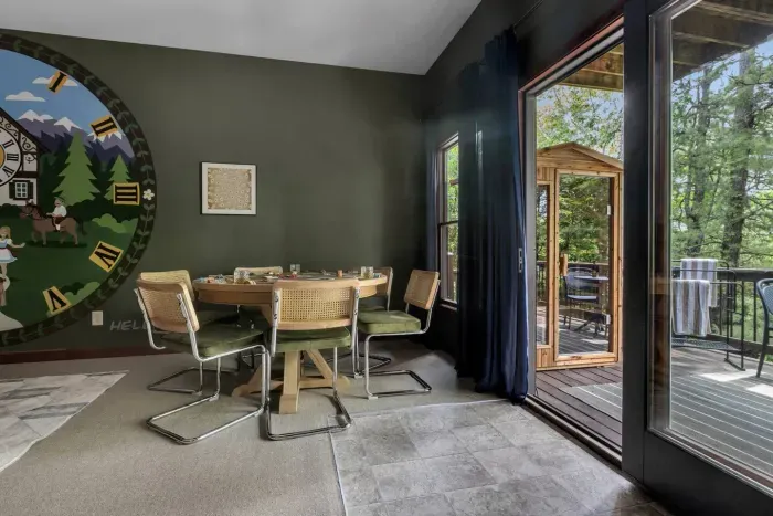 A Friendly Game of Poker