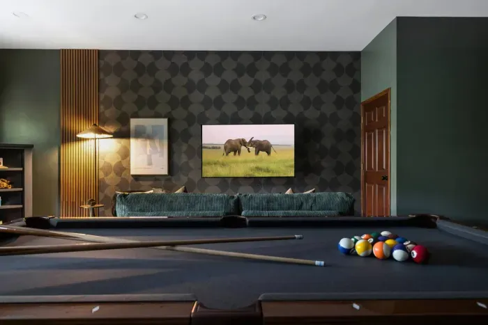 Brunswick Contender Series pool table