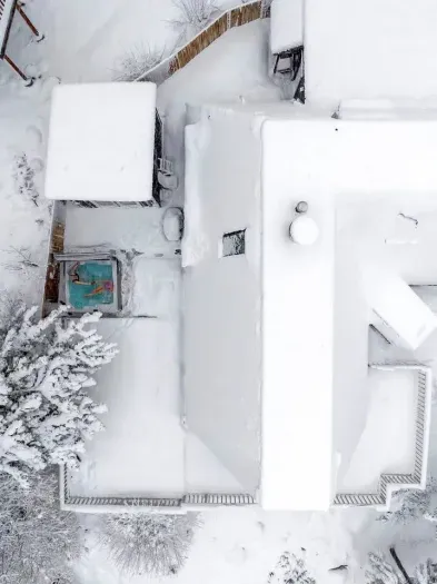 Come enjoy a nice soak after some time in the snow in our salt water spa!