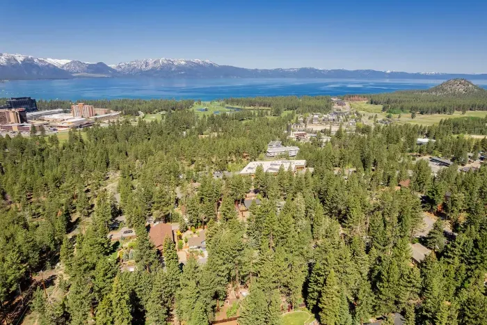 Overview of our home's location. We are conveniently located just near the Stateline of California & Nevada, with easy access to the casino area, Edgewood golf course and resort, Nevada & Roundhill pines beaches, plus tons of great hiking options!