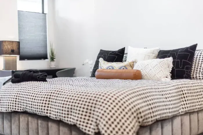 More details in the primary bedroom.