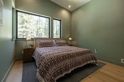 Lake Trail Lodge - image 46 of 74