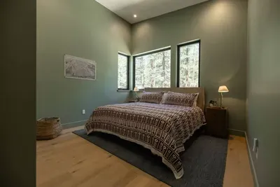 Lake Trail Lodge - image 45 of 74