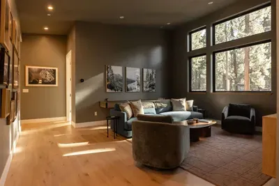 Lake Trail Lodge - image 64 of 74