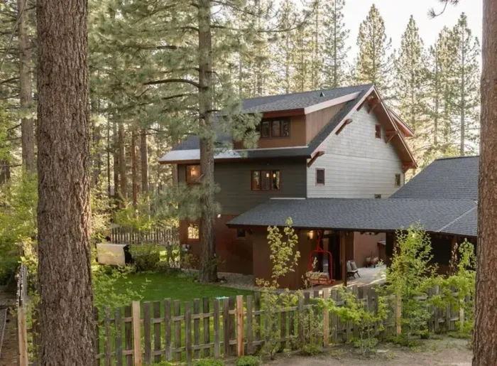 Welcome to Sierra Sauna House, by Modern Mountain Vacations!