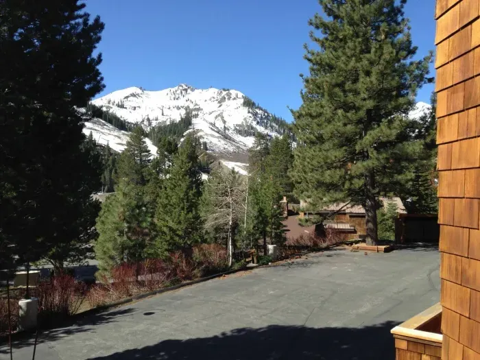 The view of KT-22 and Squaw Valley from our sunny deck