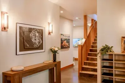 Welcome to Sierra Sauna House, by Modern Mountain Vacations! 

photography @heypamcakes