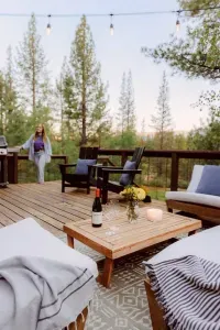 The best afternoon in Tahoe? Right here at Echo View Chalet. 

@dirtandglass