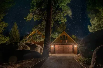The entrance to Echo View Chalet under the stars!