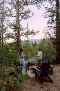 Watch the sun set over the Sierra in our endless forest backyard. Complete with gas firepit, adirondack chairs, and one of Tahoe's most iconic mountain ranges.

@dirtandglass