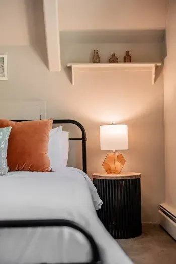 Kids and adults alike love the flexible room featuring a queen sized bed and high quality linens. 