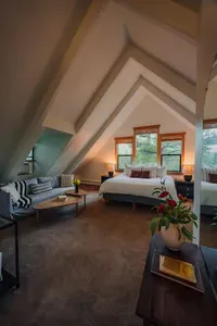Entrance to the primary suite, which is just a few steps away from the flexible/kids room upstairs. There is a walk-in closet to the left and the ensuite bath to the right. This room is spacious! 

@dirtandglass
