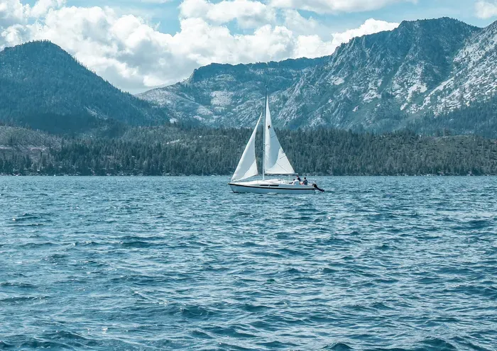 sailing1