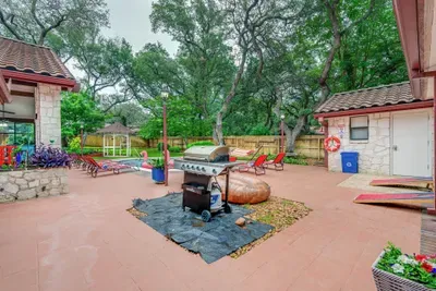 4 Burner Propane Grill