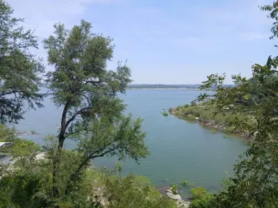 Serenity Point on Canyon Lake - image 61 of 63
