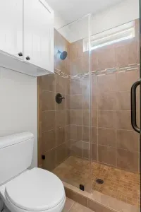 One of the two full bathrooms in the house.  Located between two of the bedrooms.