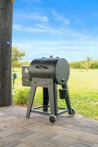  The backyard grill is ready for your BBQ favorites, perfect for laid-back lunches or sunset dinners under the trees.