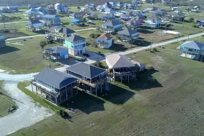 Spacious coastal community with plenty of room to roam, easy beach access nearby, and beautiful Gulf vibes all around.