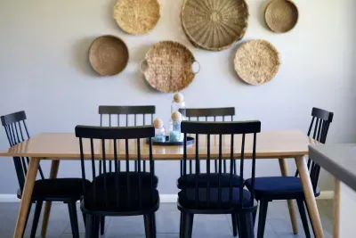 Dinner with a stunning view! The modern-style table, accommodating up to 6 guests, will undoubtedly become a favorite gathering spot during your stay.