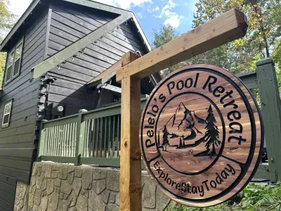 Welcome To Pelelo's Pool Retreat