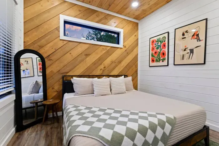 [Downstairs primary] King bed, professionally designed and so, so cozy!