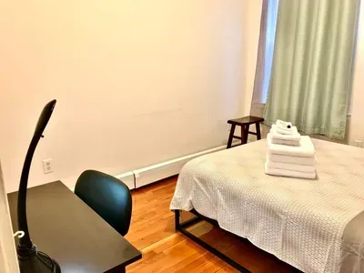109S15 | The Strathmore 15 | 1BR 1B w/AC | Private - image 14 of 29