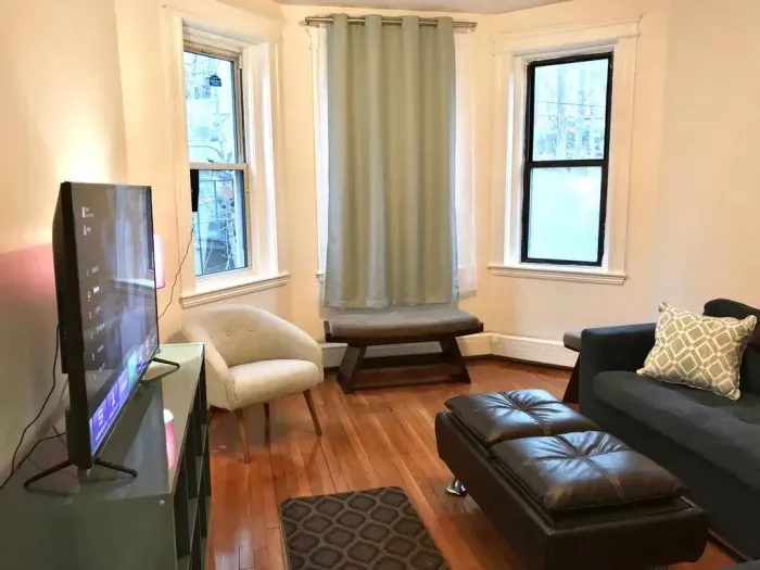 109S15 | The Strathmore 15 | 1BR 1B w/AC | Private - image 17 of 29