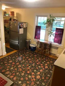 145R1.1 | The Redlands 1 | 2BR 1B w/AC | Room #1 - image 10 of 20