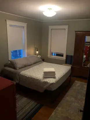 145R1.1 | The Redlands 1 | 2BR 1B w/AC | Room #1