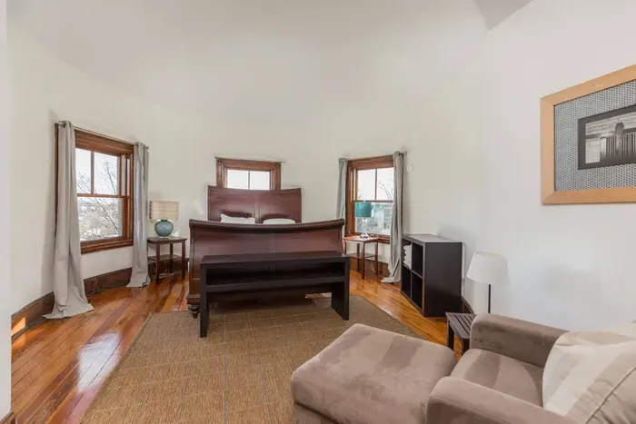 The Sky View Redline ~ Pvt Apt | 3BR 1BA w/AC & WD - image 18 of 22