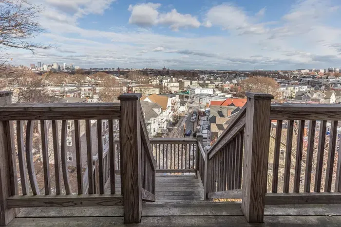 The Sky View Redline ~ Pvt Apt | 3BR 1BA w/AC & WD - image 7 of 22